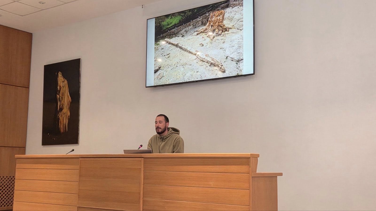 643711454 122197966604512448 7774492122616470879 N