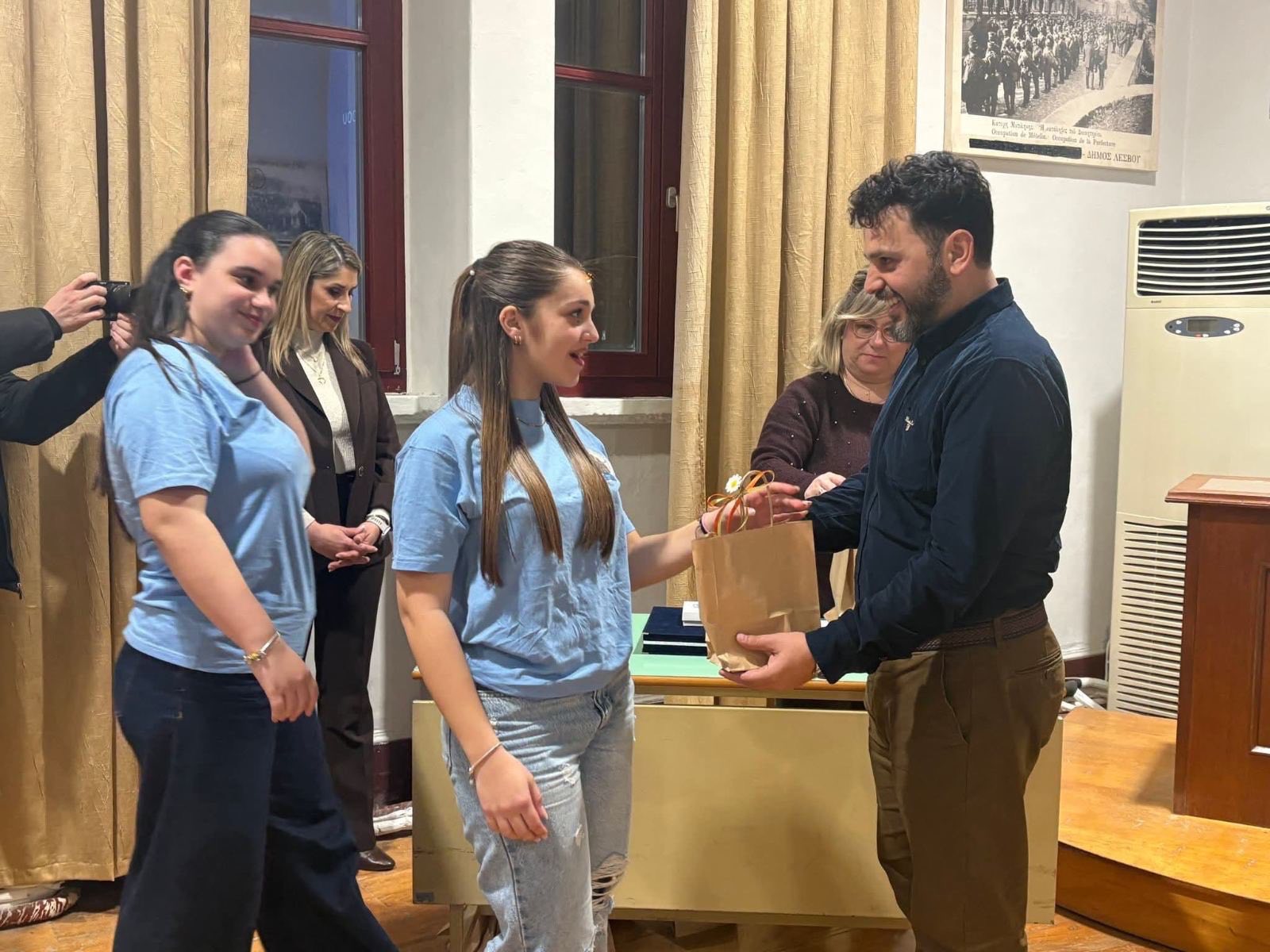 644582631 122198447630512448 6058730615012385262 N